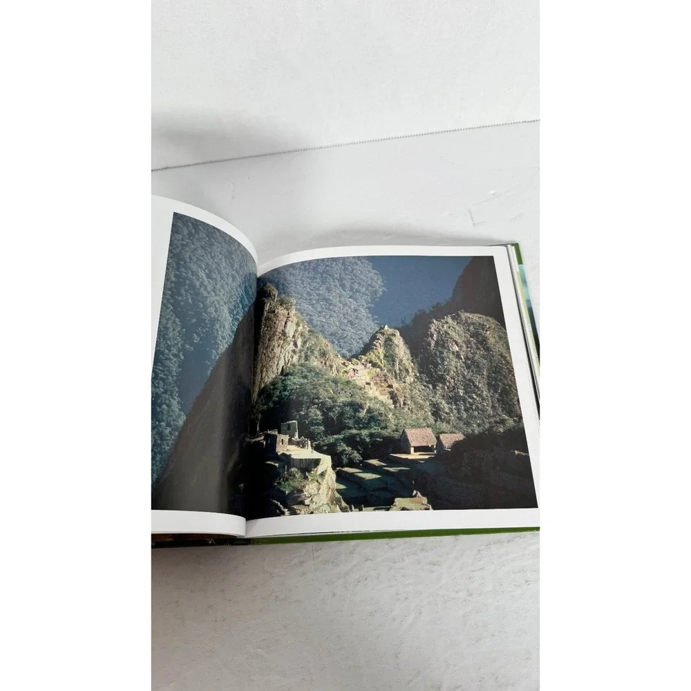Machu Picchu Revealed Ruth M. Wright 2008 Illustrated Travel Johnson Books